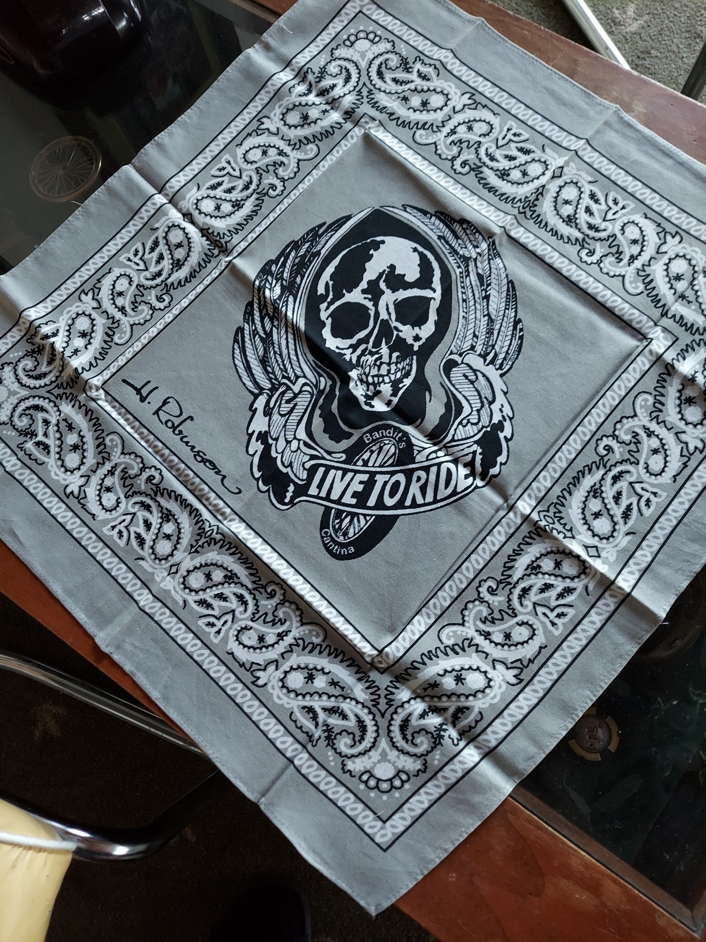 HAL ROBINSON BANDANA